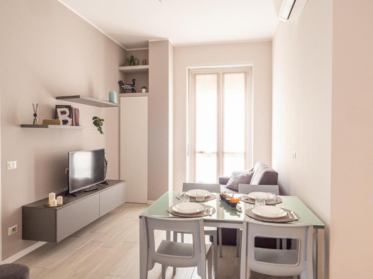 The Best Rent - Apartment With Balcony In Milan Downtown Exterior photo
